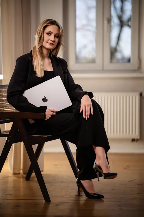 Portret biznesowy w studiu